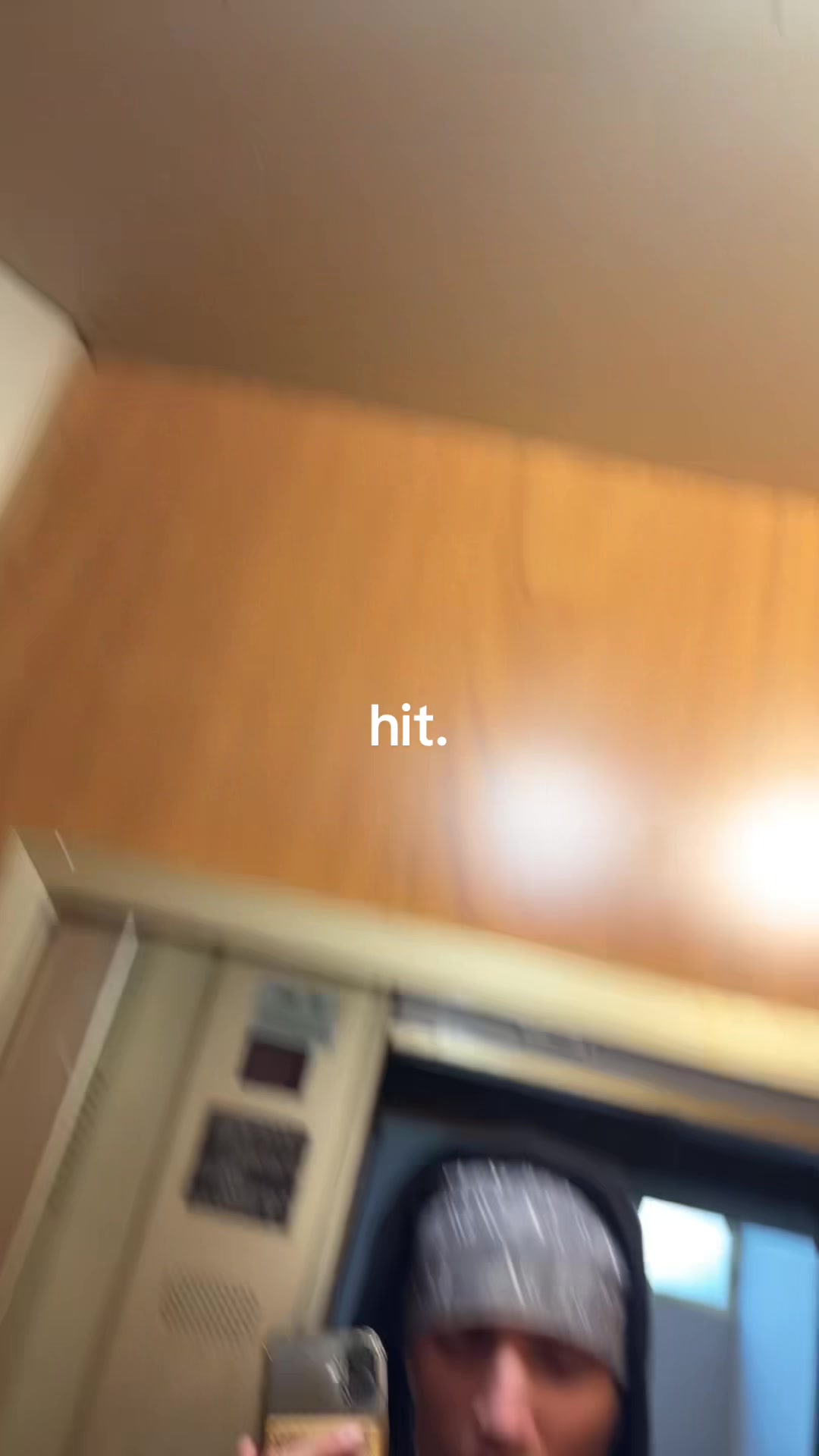 @Reskyu