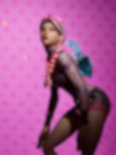 @shiftypink