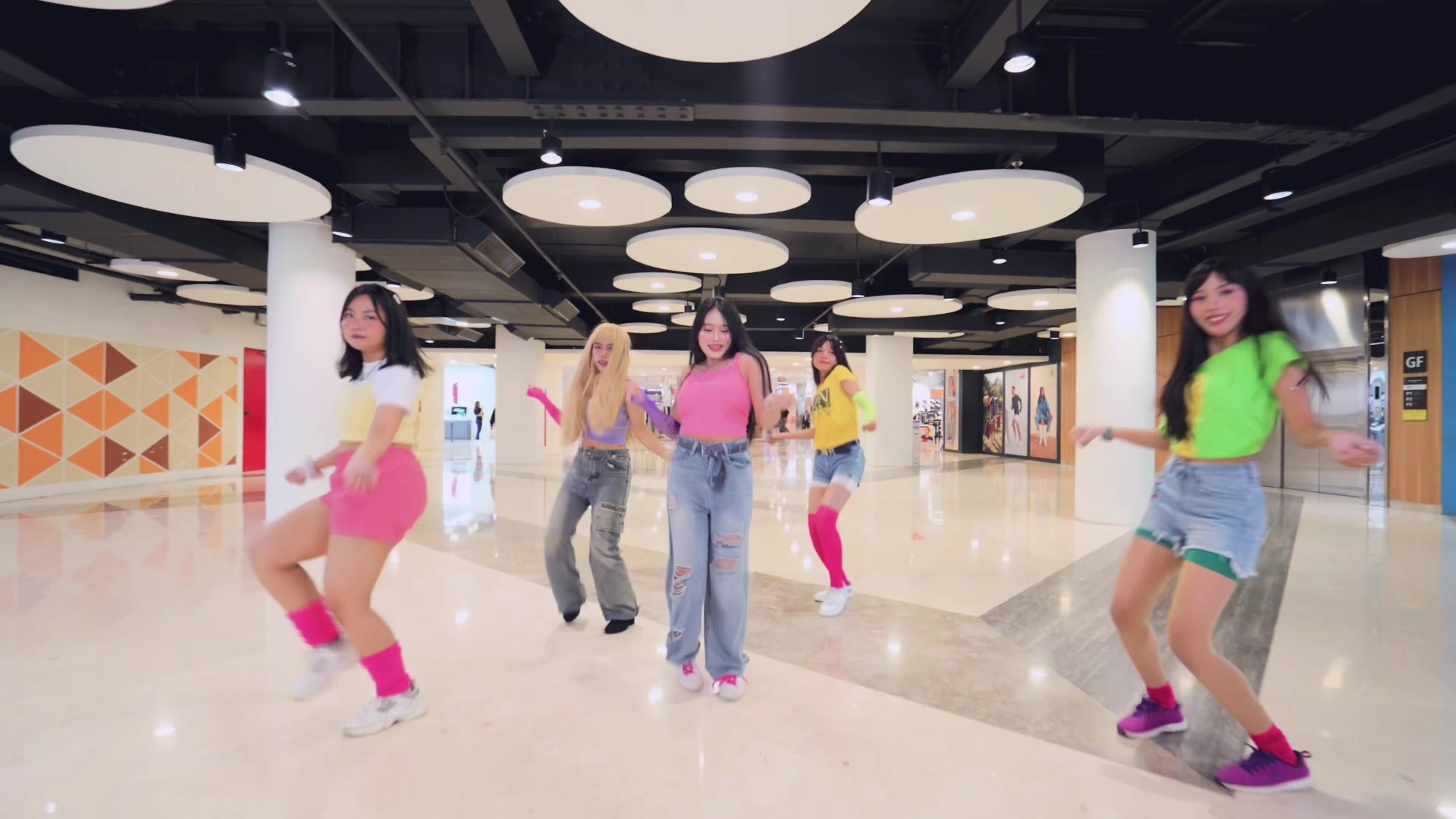 @SUGAR X SPICY DANCE COVER 🎵
