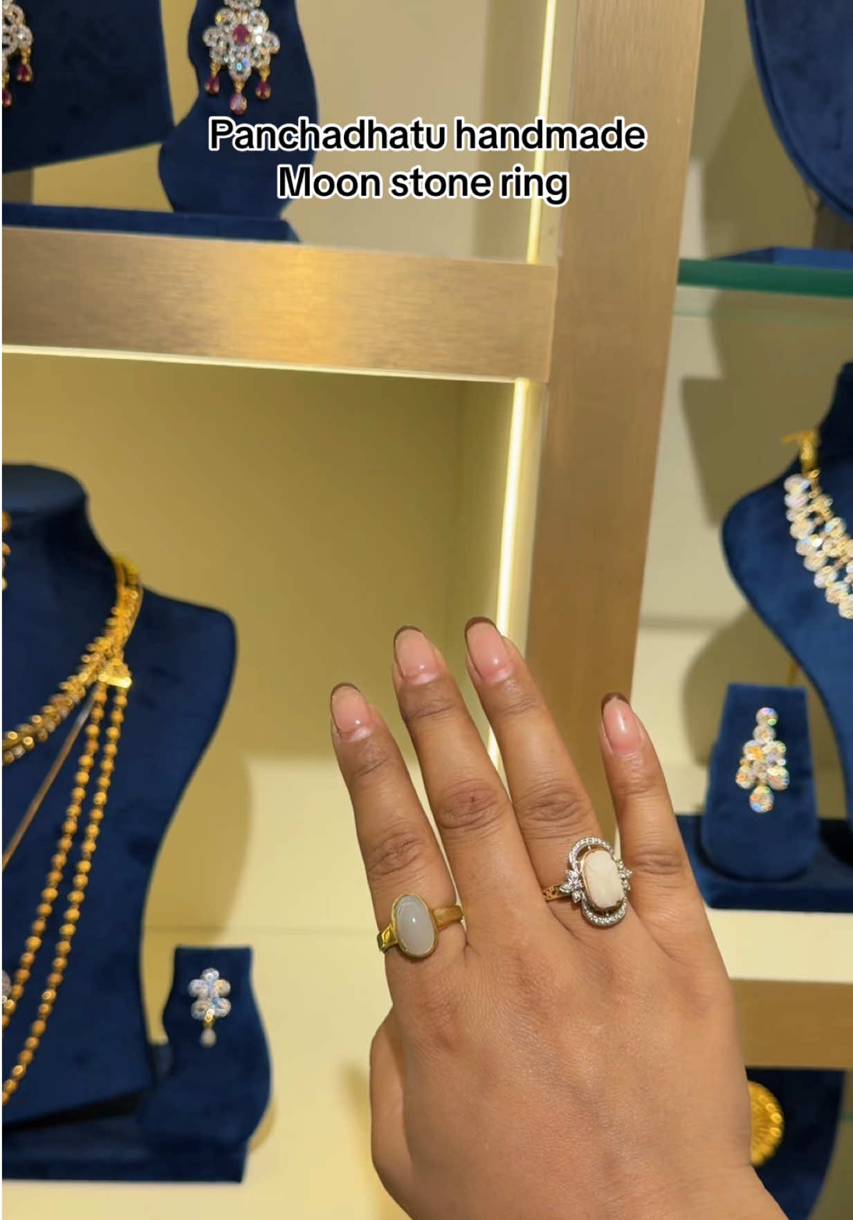 @Beez Jewellry House