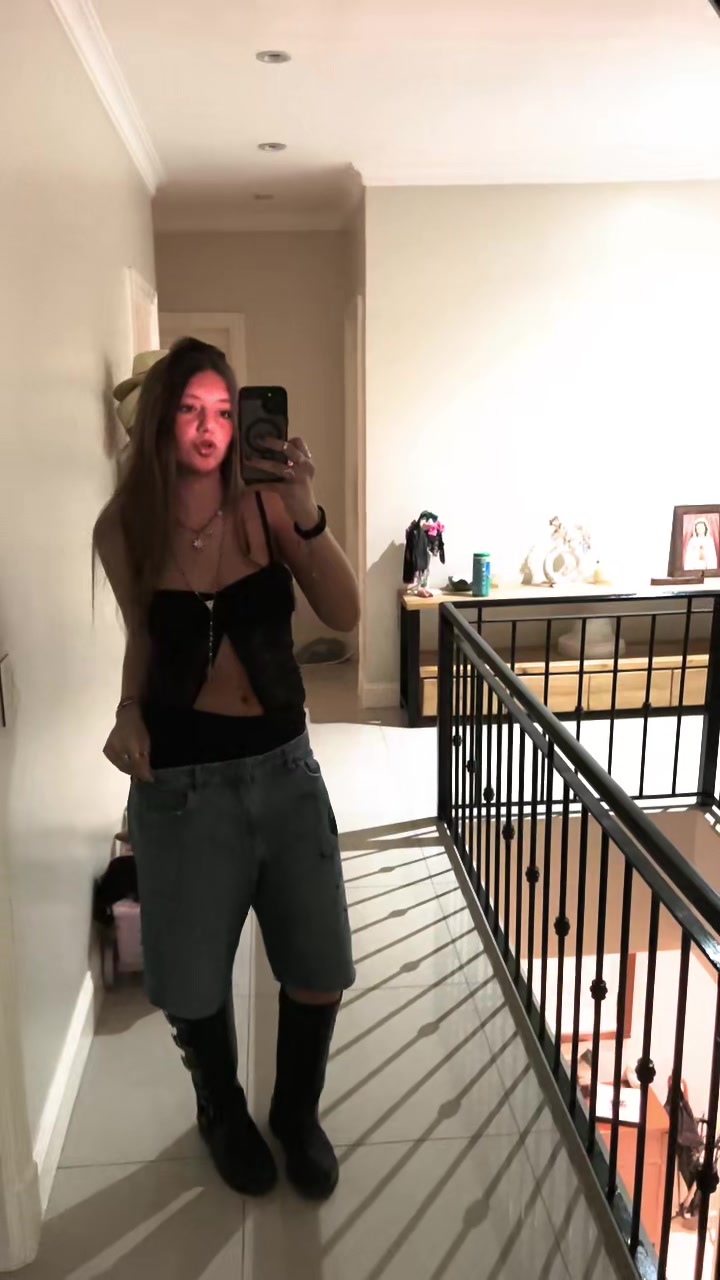 @manuela