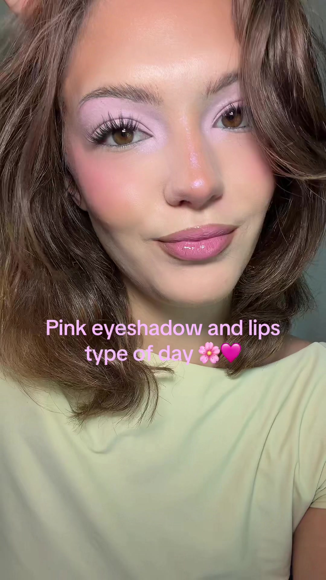 @glamwithavabella