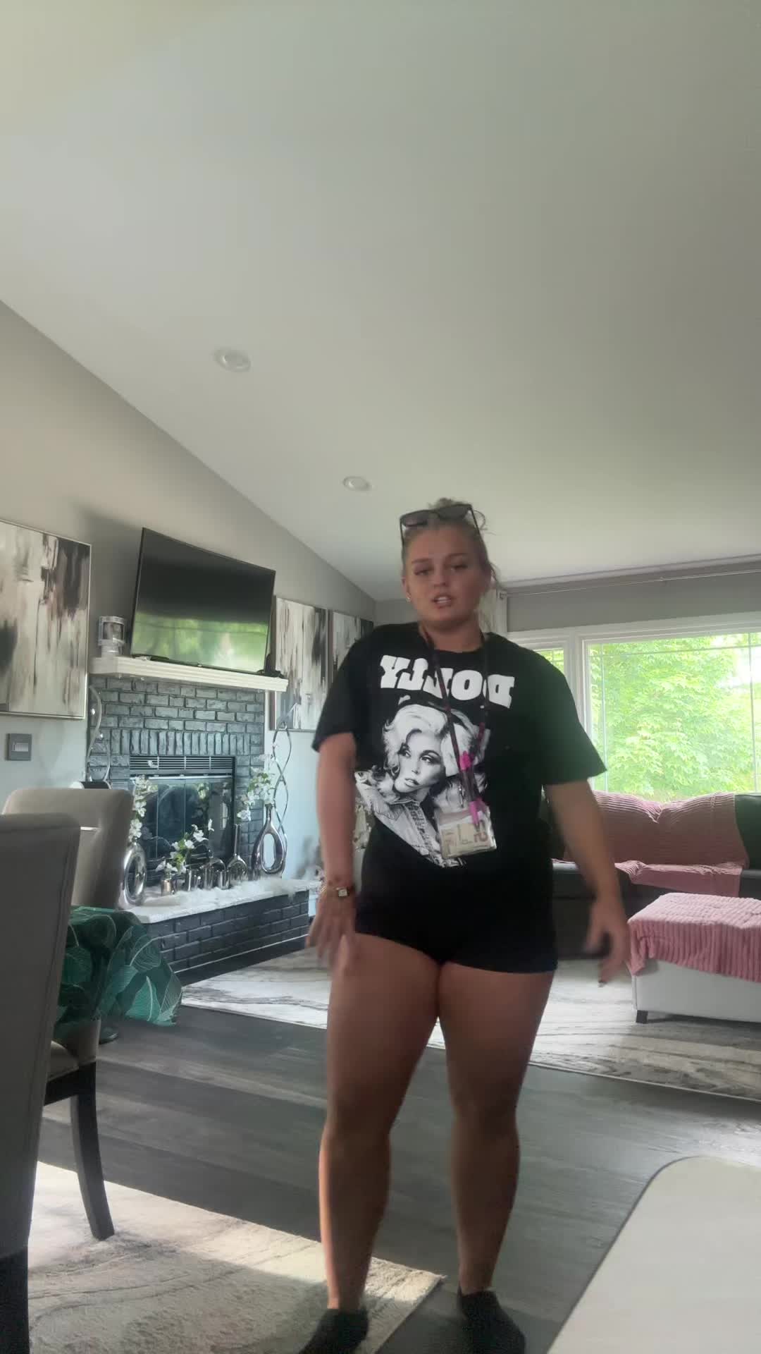 @Bella Cobani