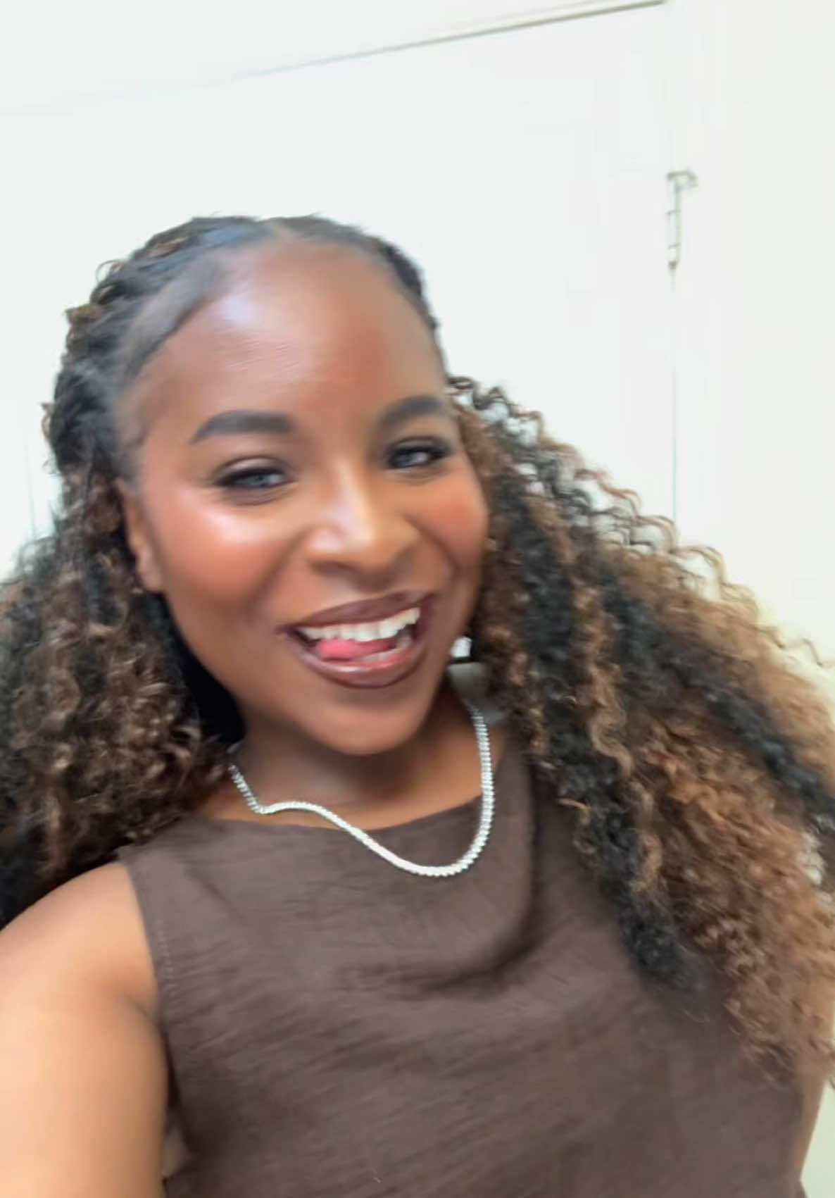 @itsqueenamaya