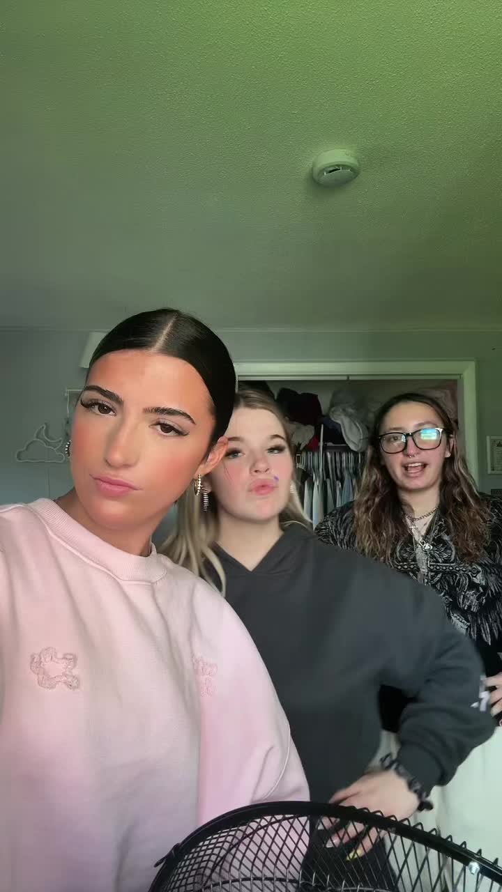 @Julianna