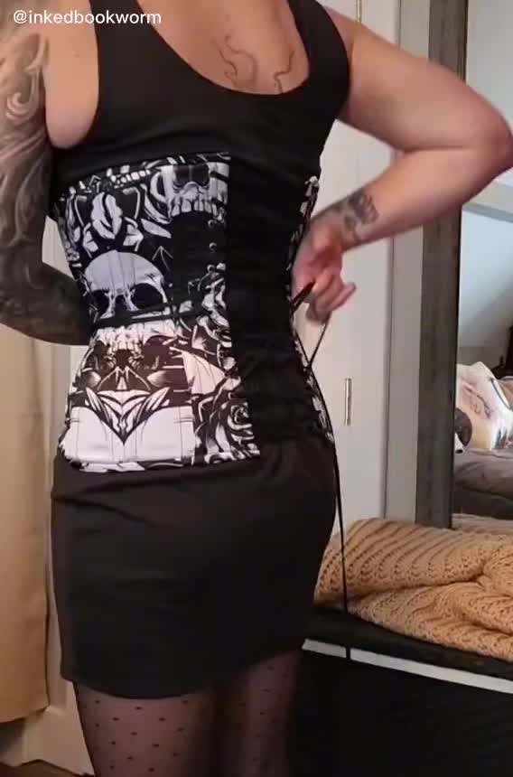 @Glamorous Corset