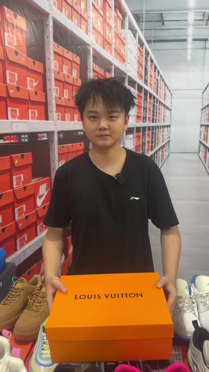 @Shoe wholesale