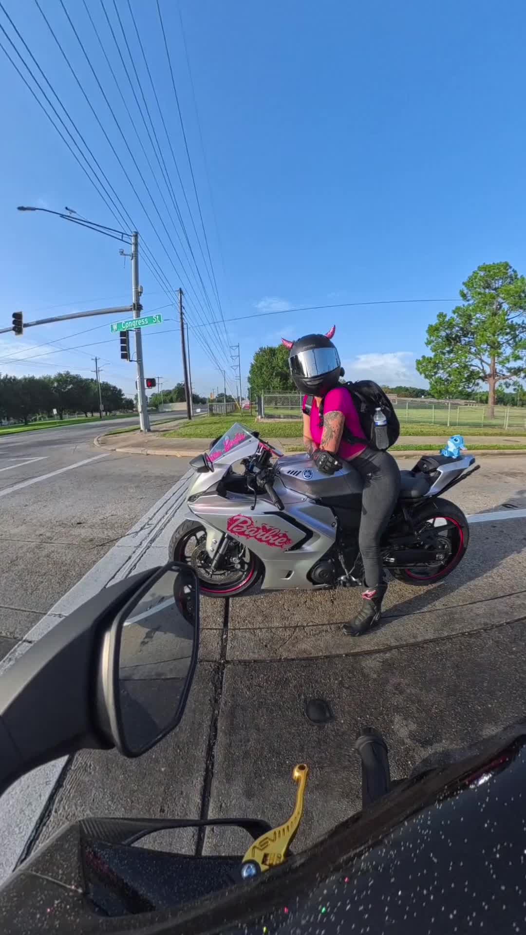 @bikebarbie
