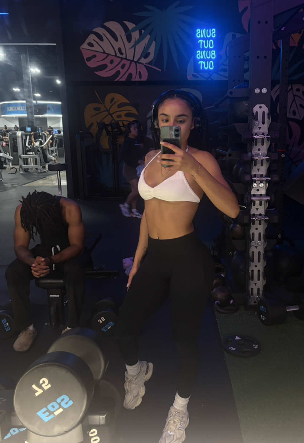@Lala 🤍