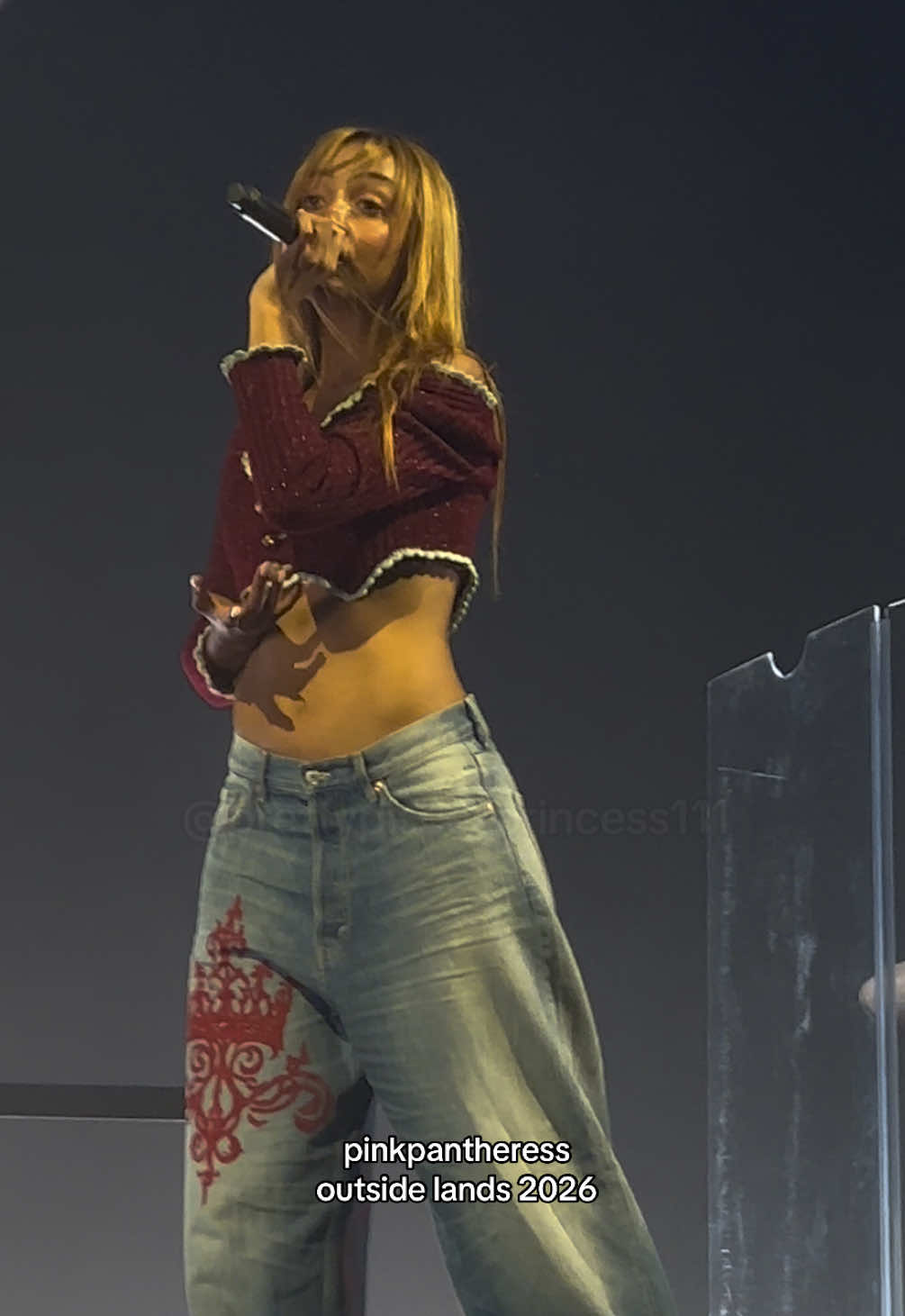 @:3