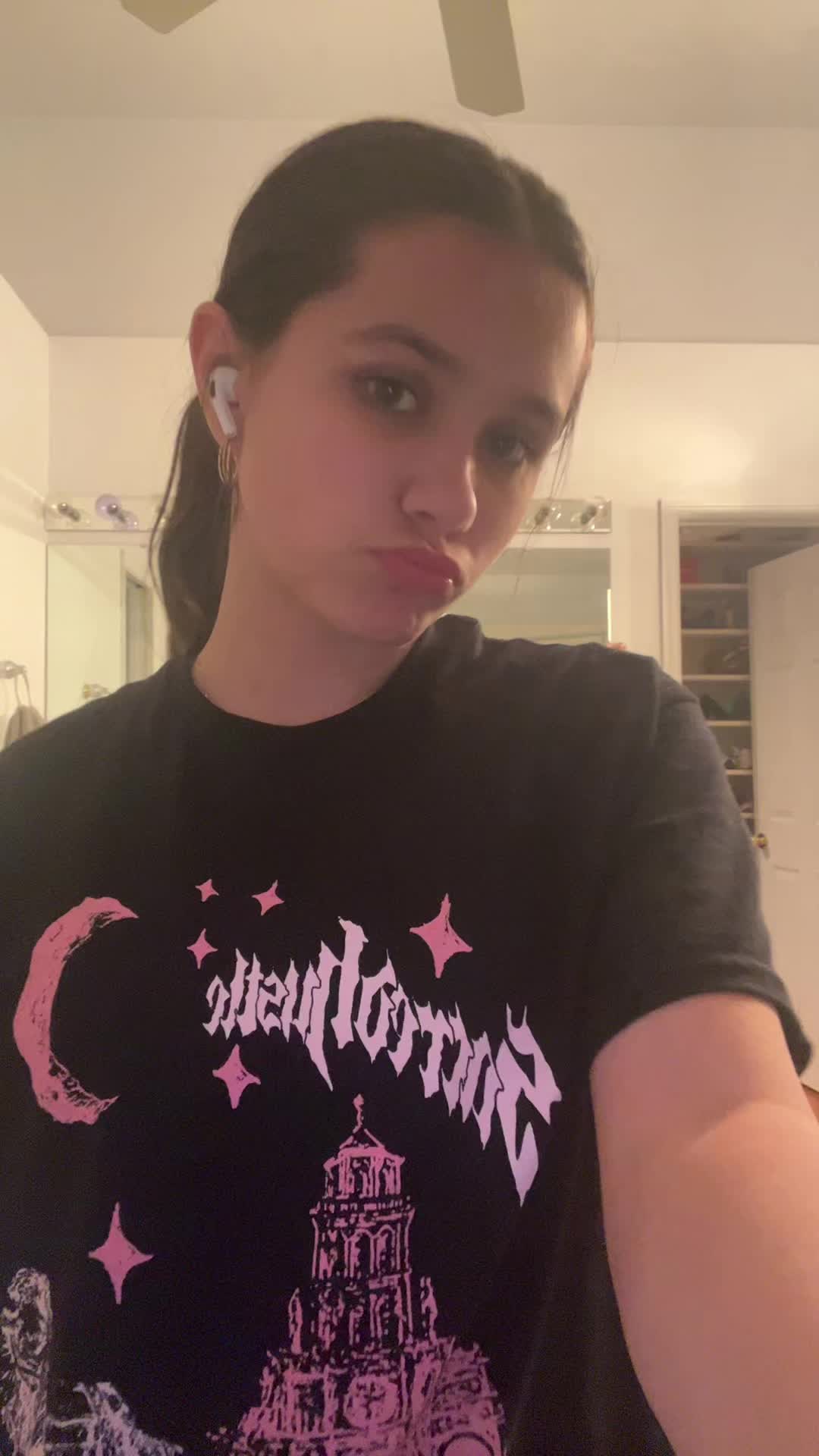 @user9377288487