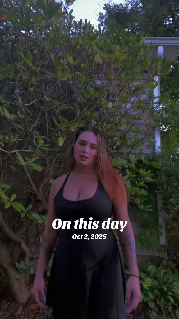 @tattedqueengoldengirl