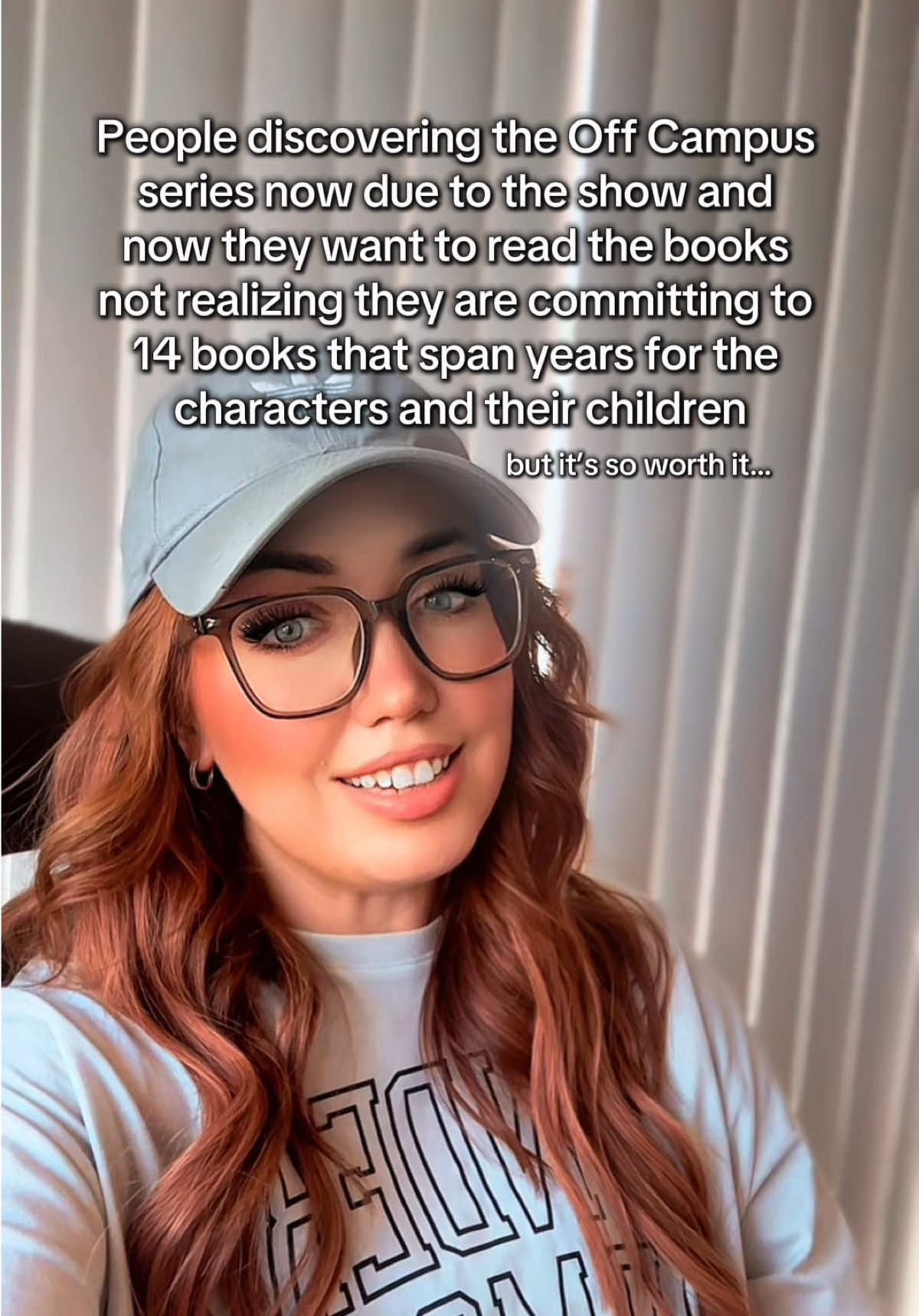 @EmalooReads