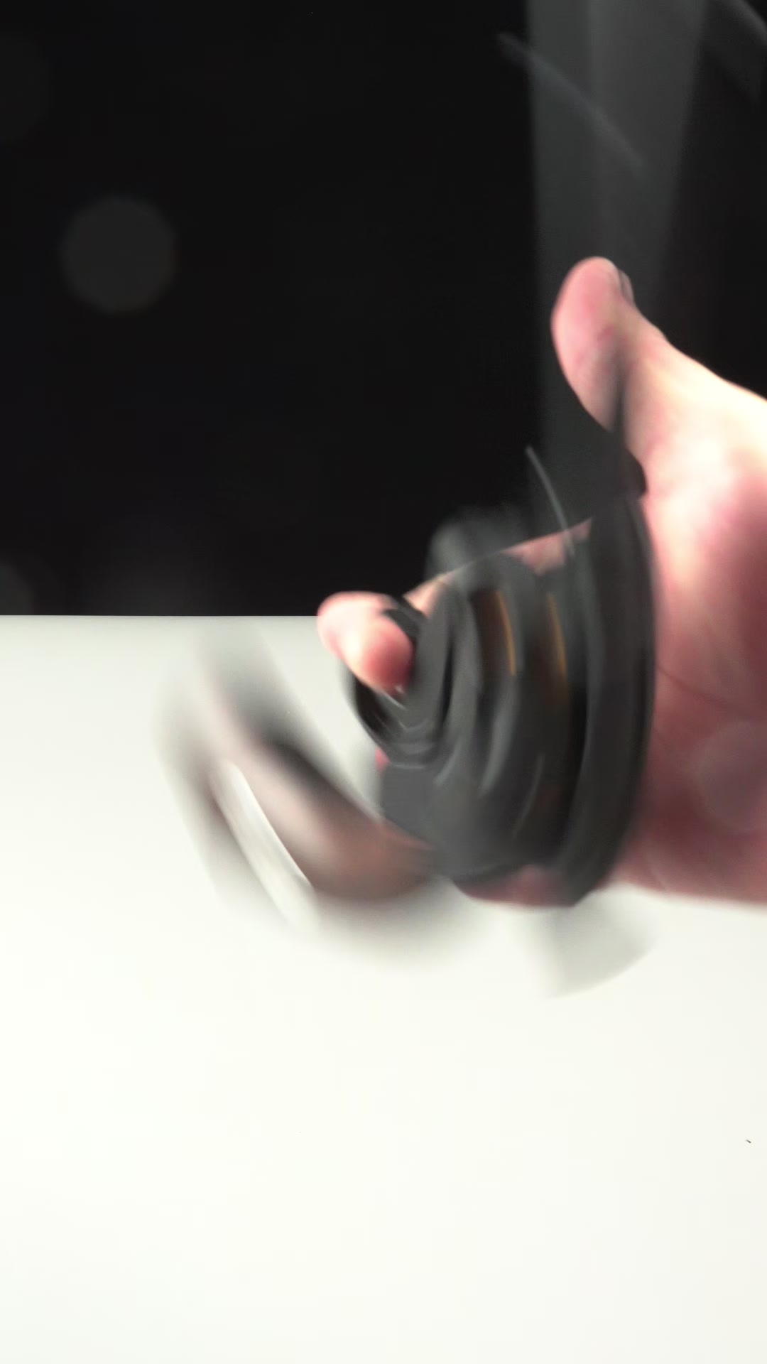 @akagtoy.com