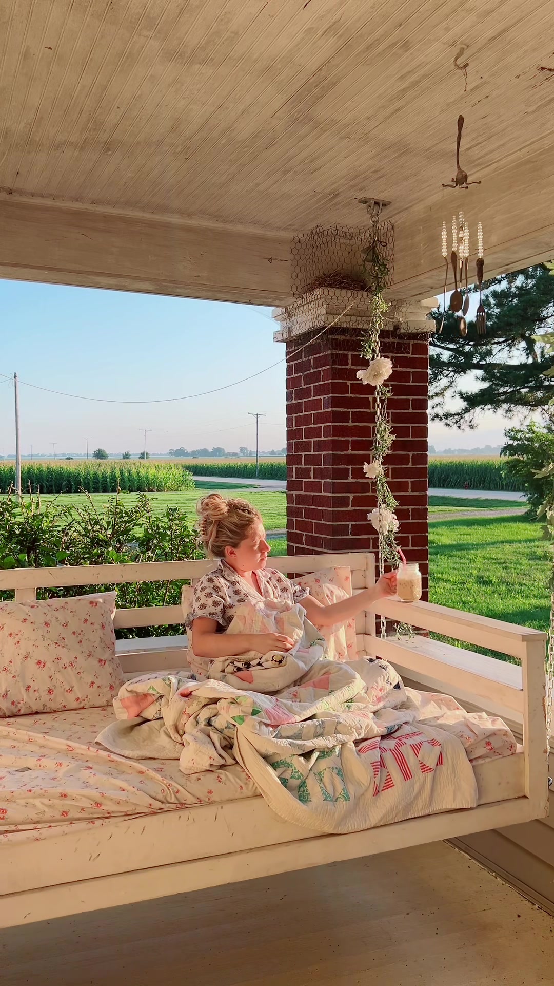 @Mackenzie โฟ frilly farm life