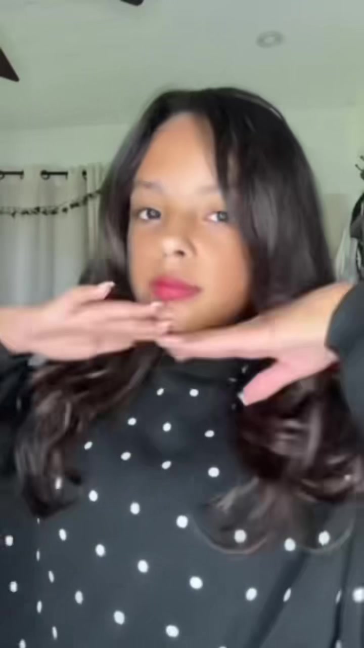 @Viivii_Arii_xo