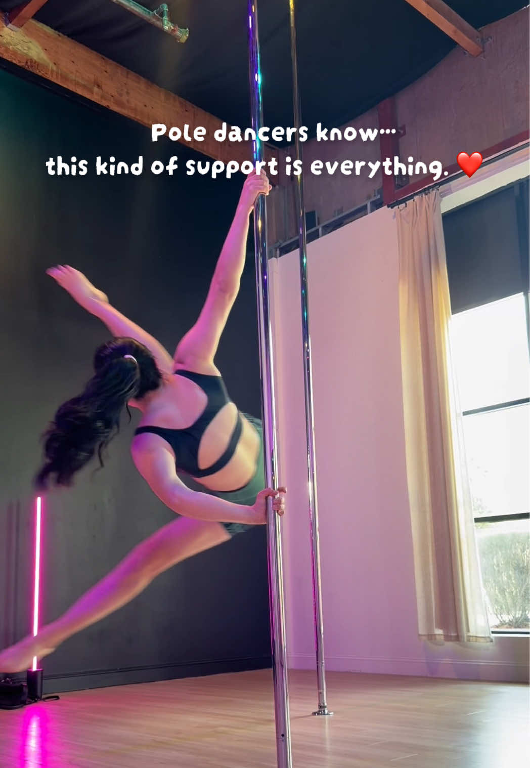 @ElaPoleDance