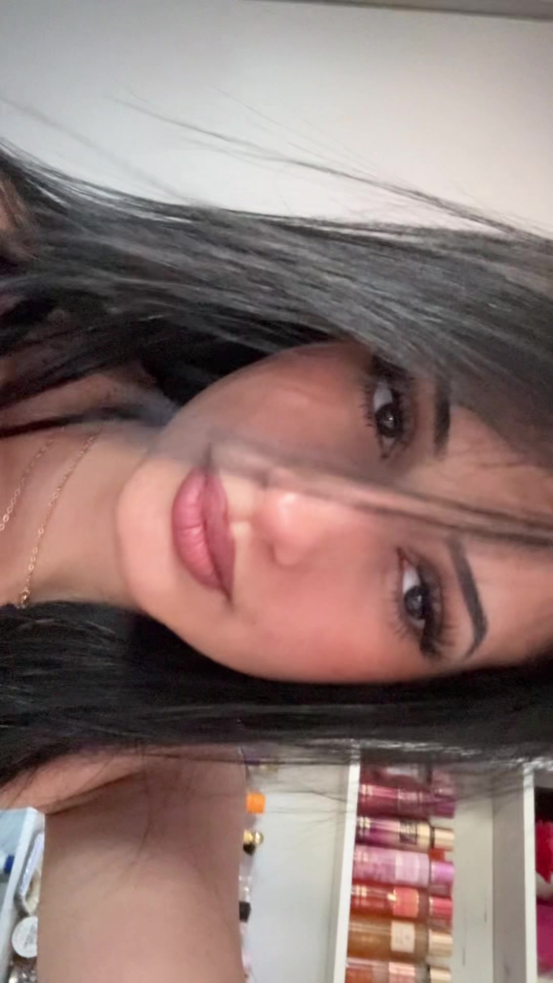 @𝐸𝓁𝒶..