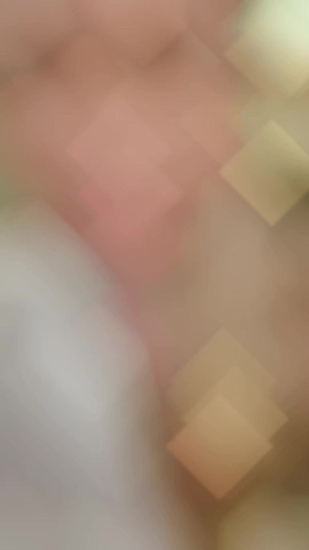 @Nia