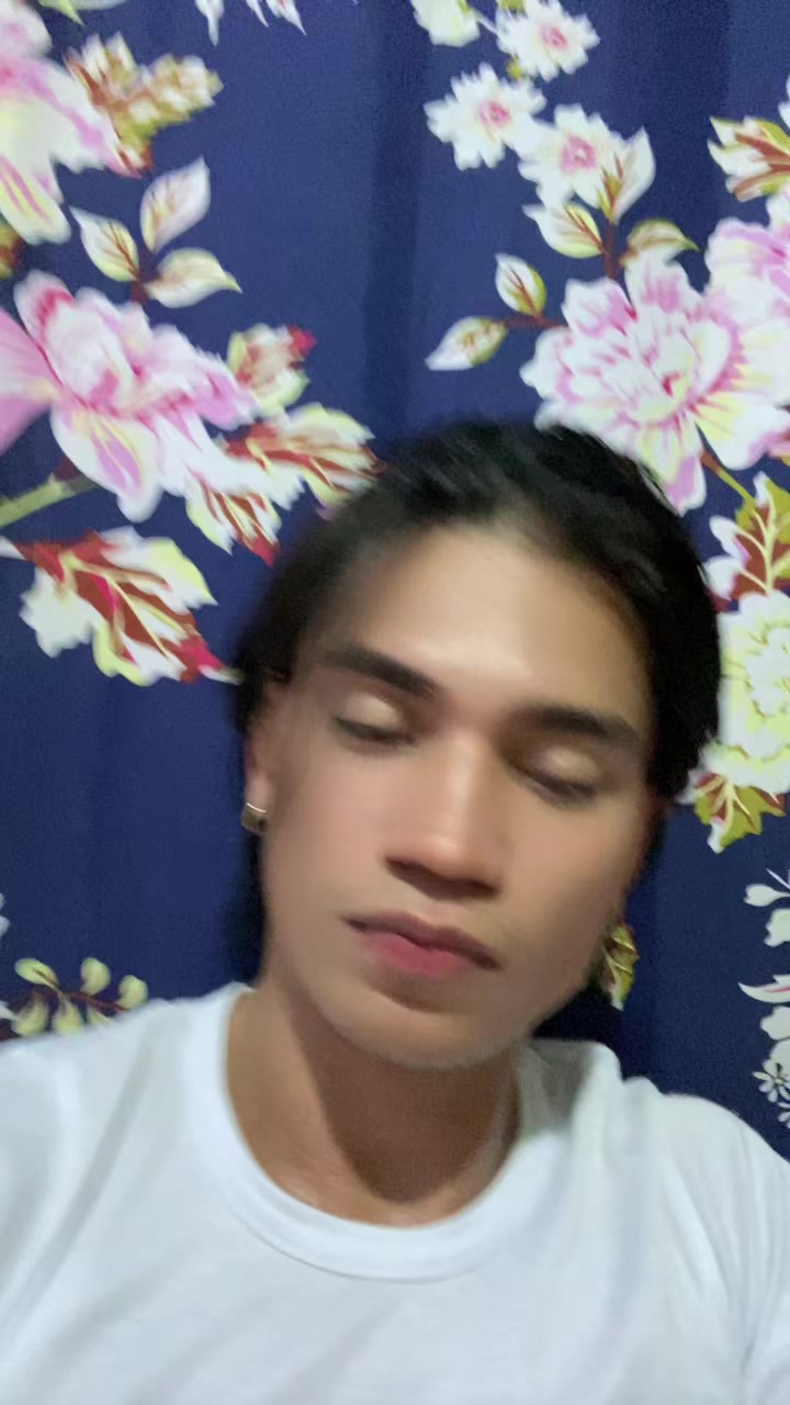 @Burgos🦦