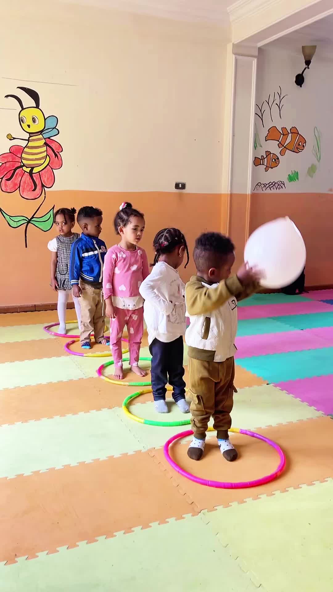 @Dora