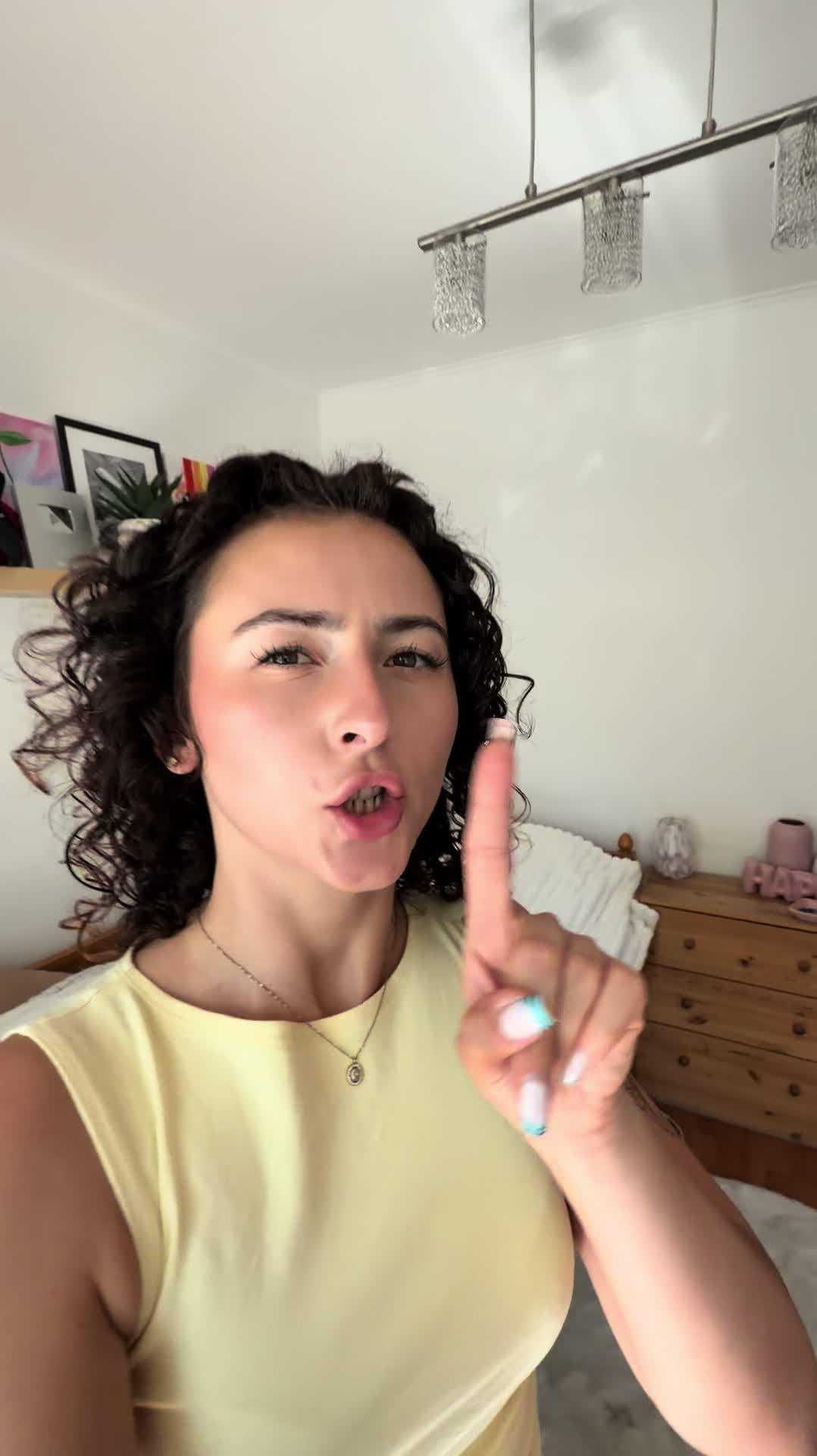 @Alxyni