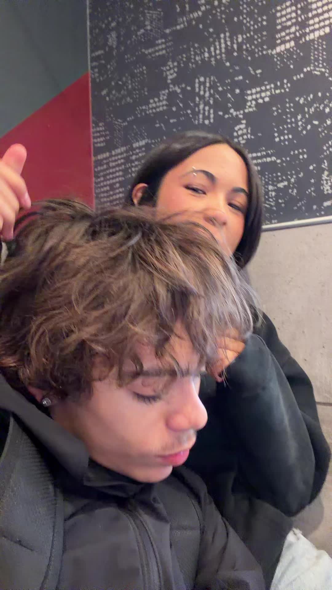 @iseezayy