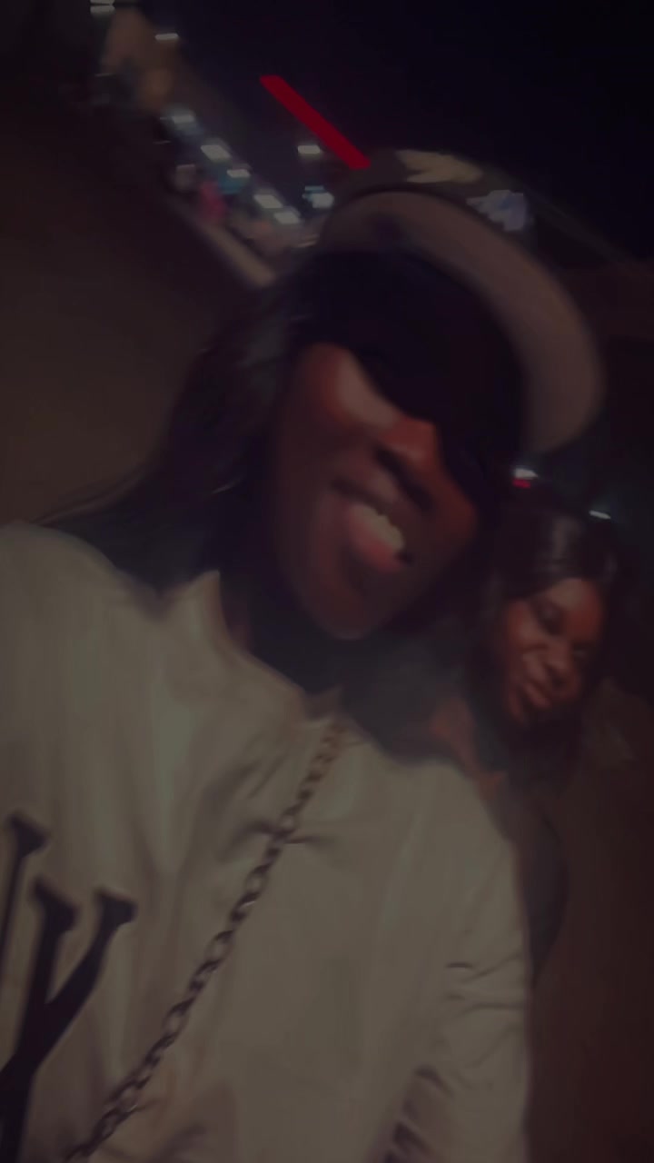 @Yaa 🦋Rhod 👩❤️💋👩🥰🥰