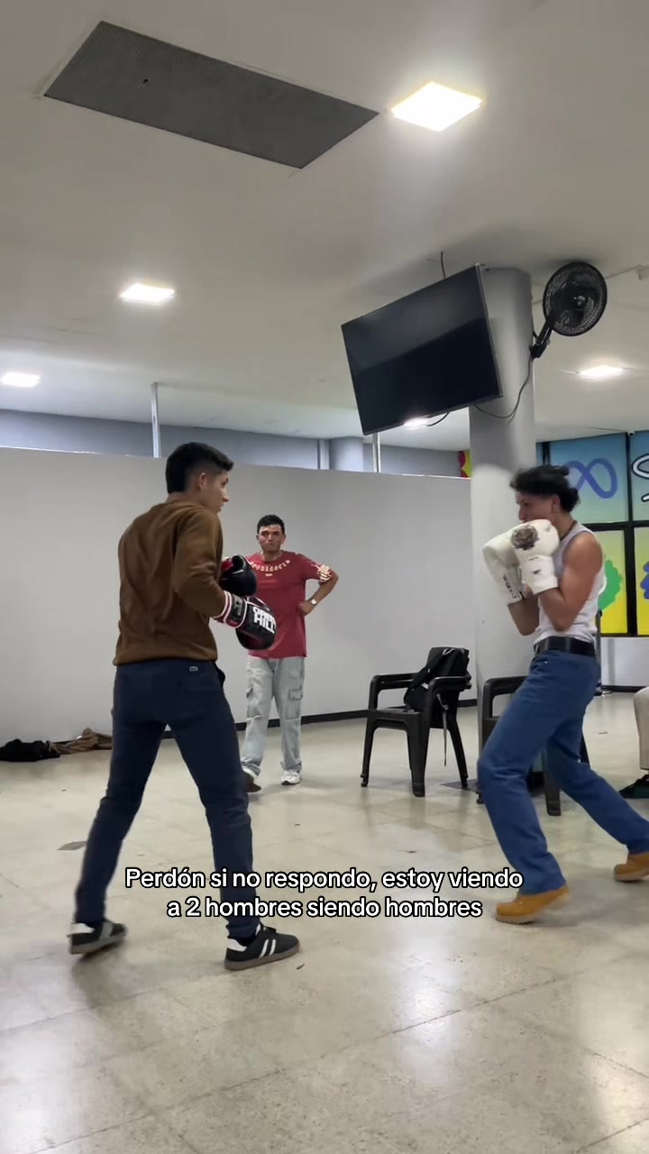 @Nini.