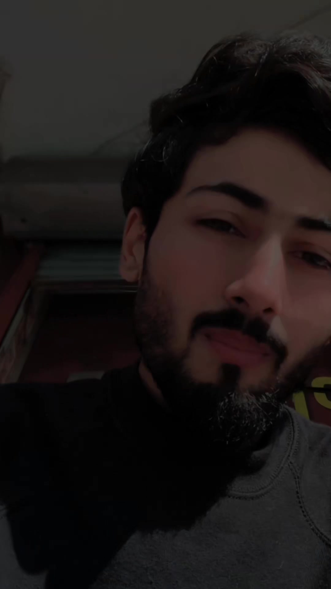 @11:11 🕊️🖤