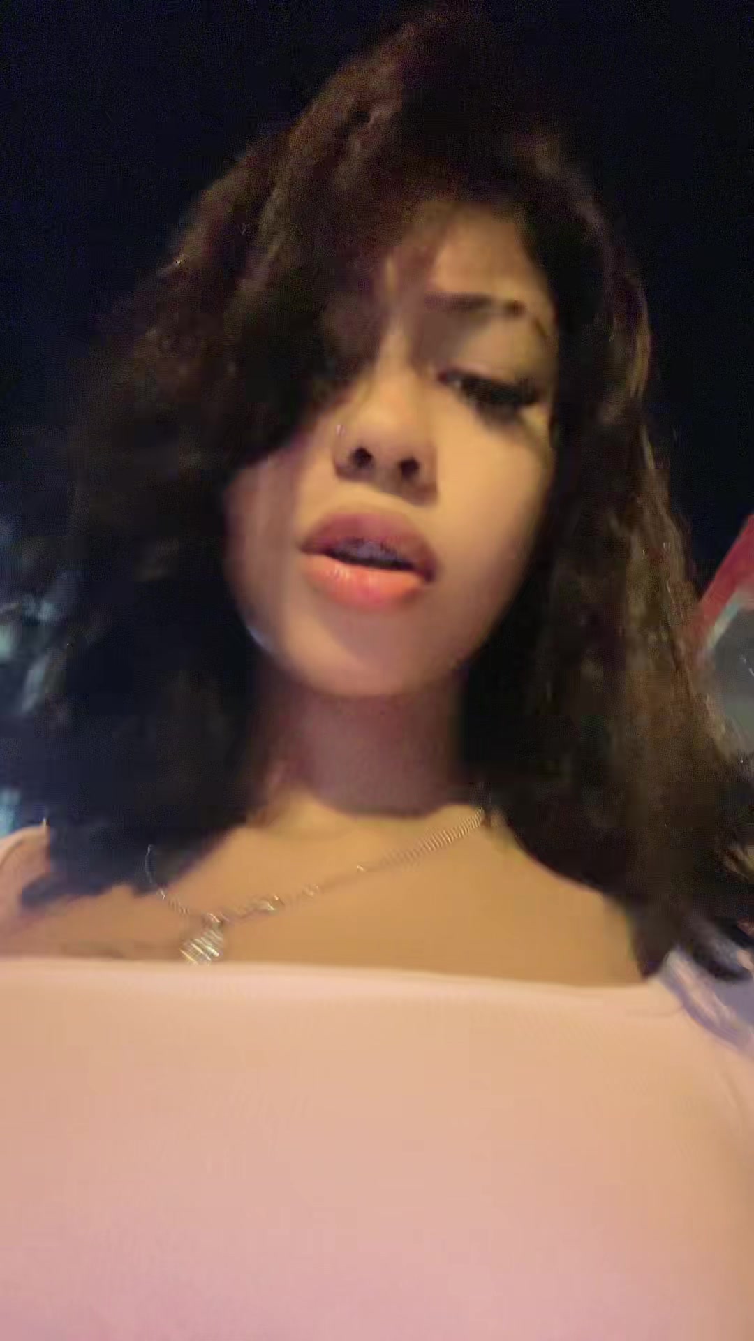 @crymiamor_