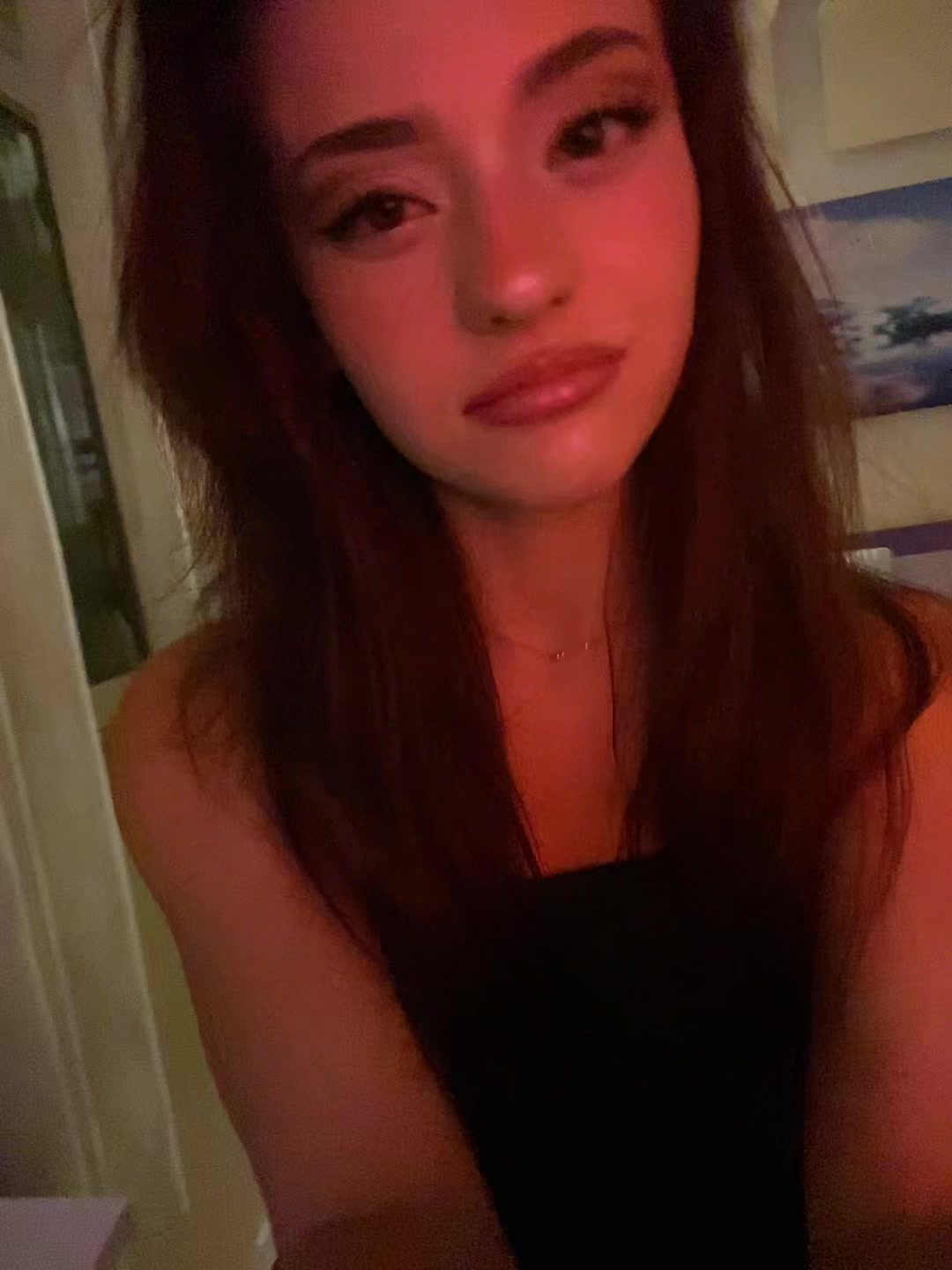 @bella