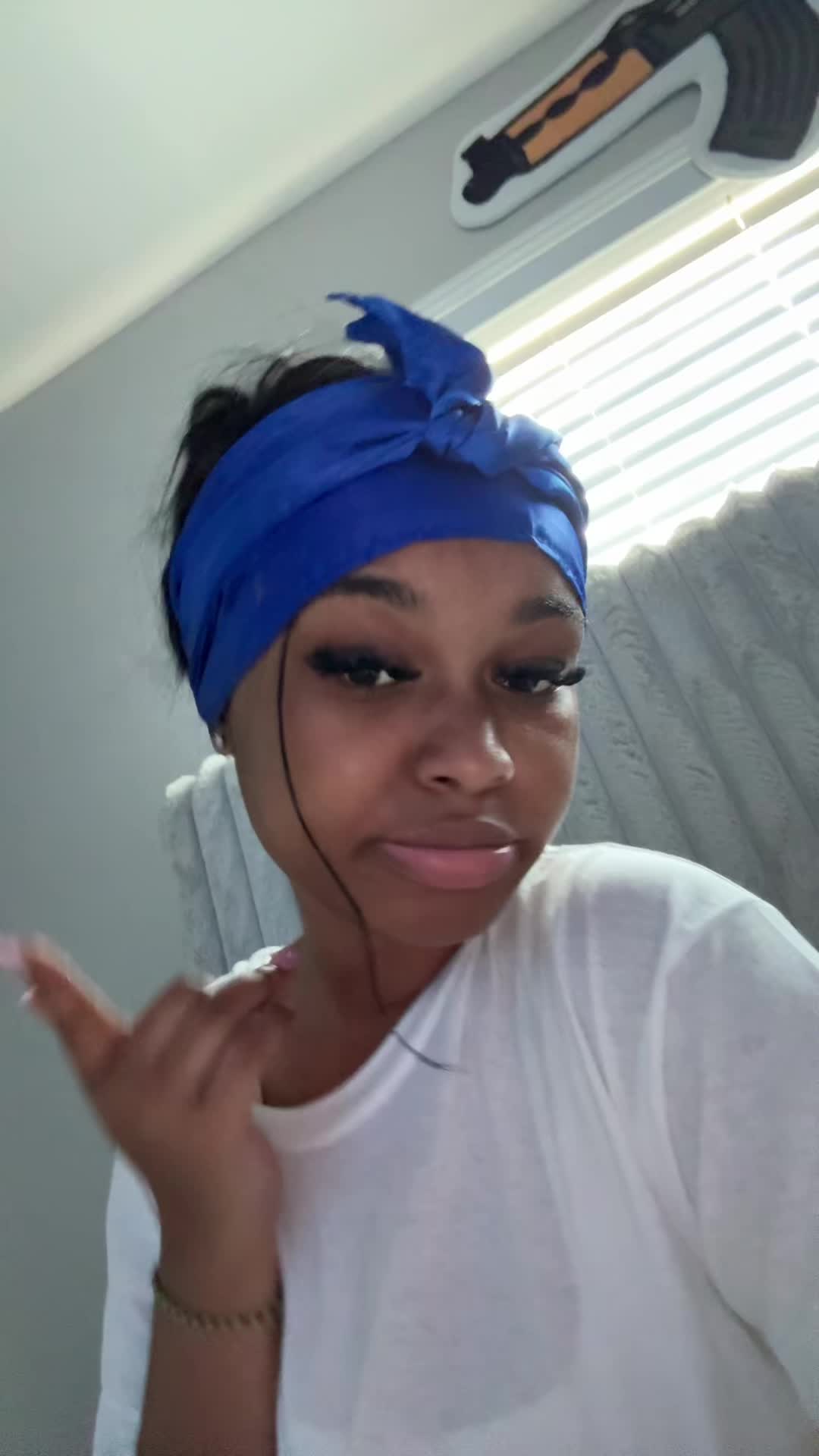 @pretty girl
