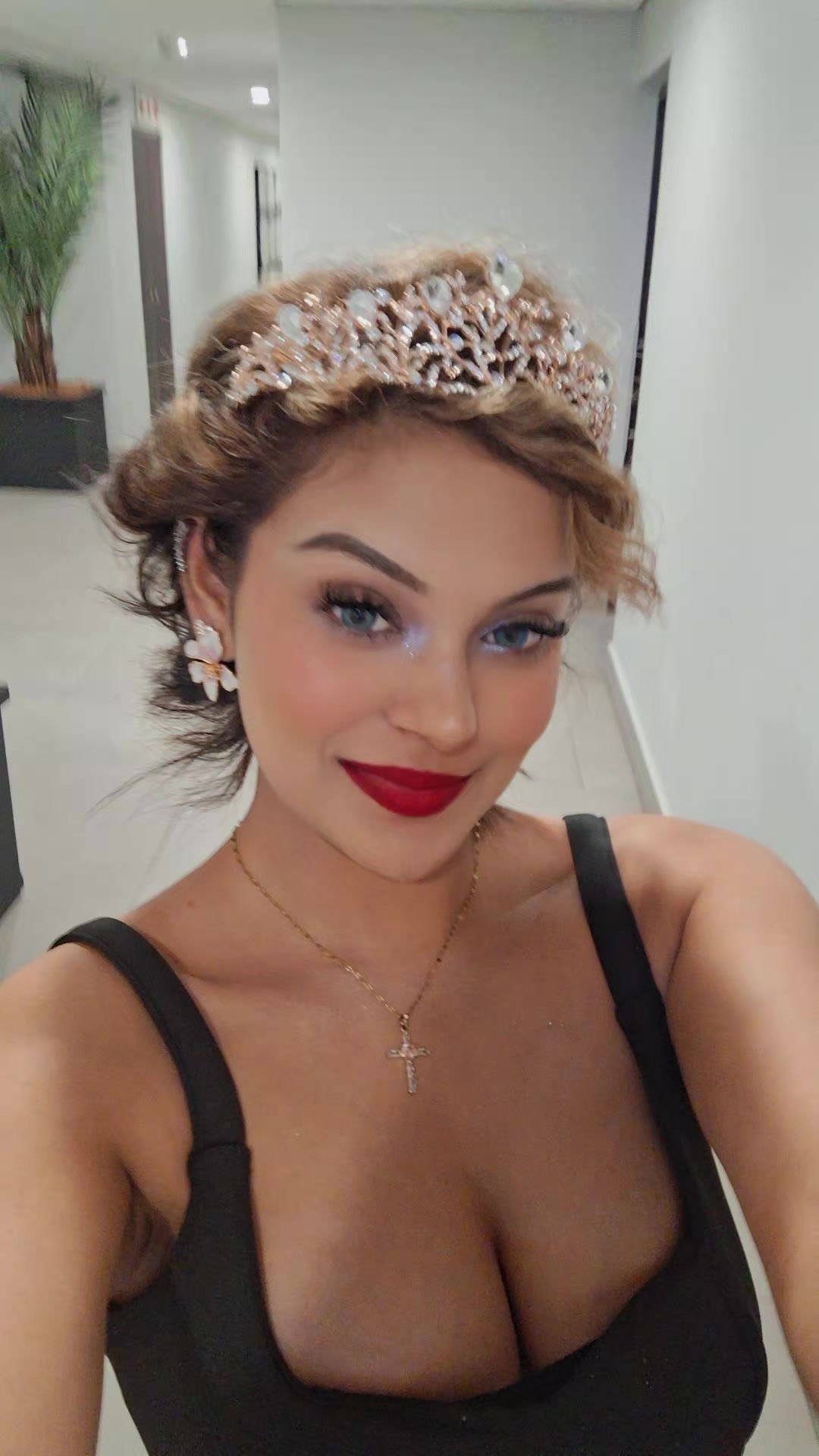 @👑UviTheContentQueen👑