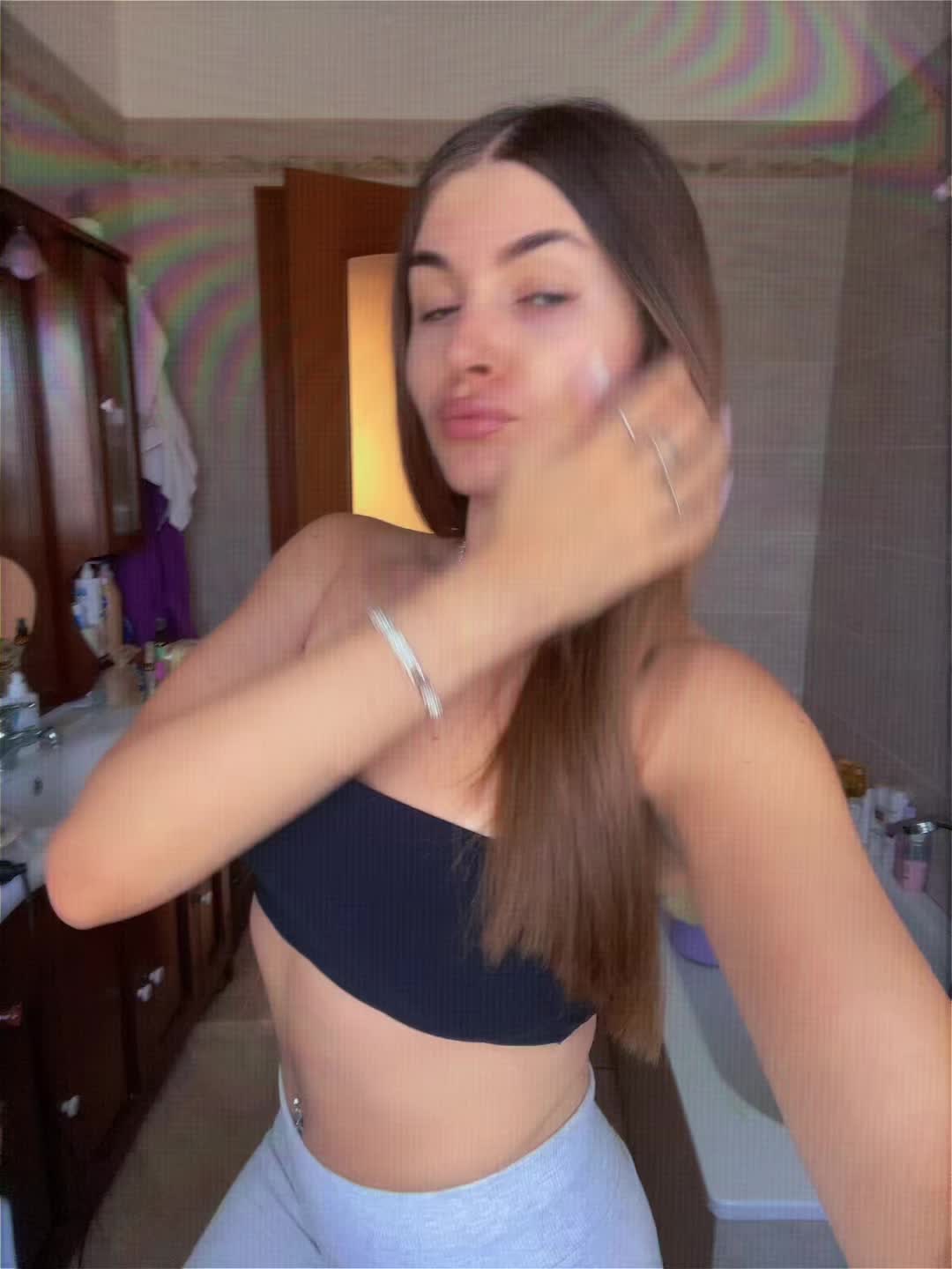 @ali👸🏼