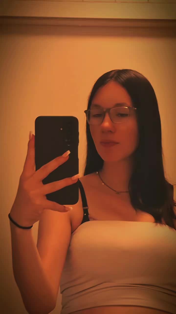 @y0urfavkimi_ brb