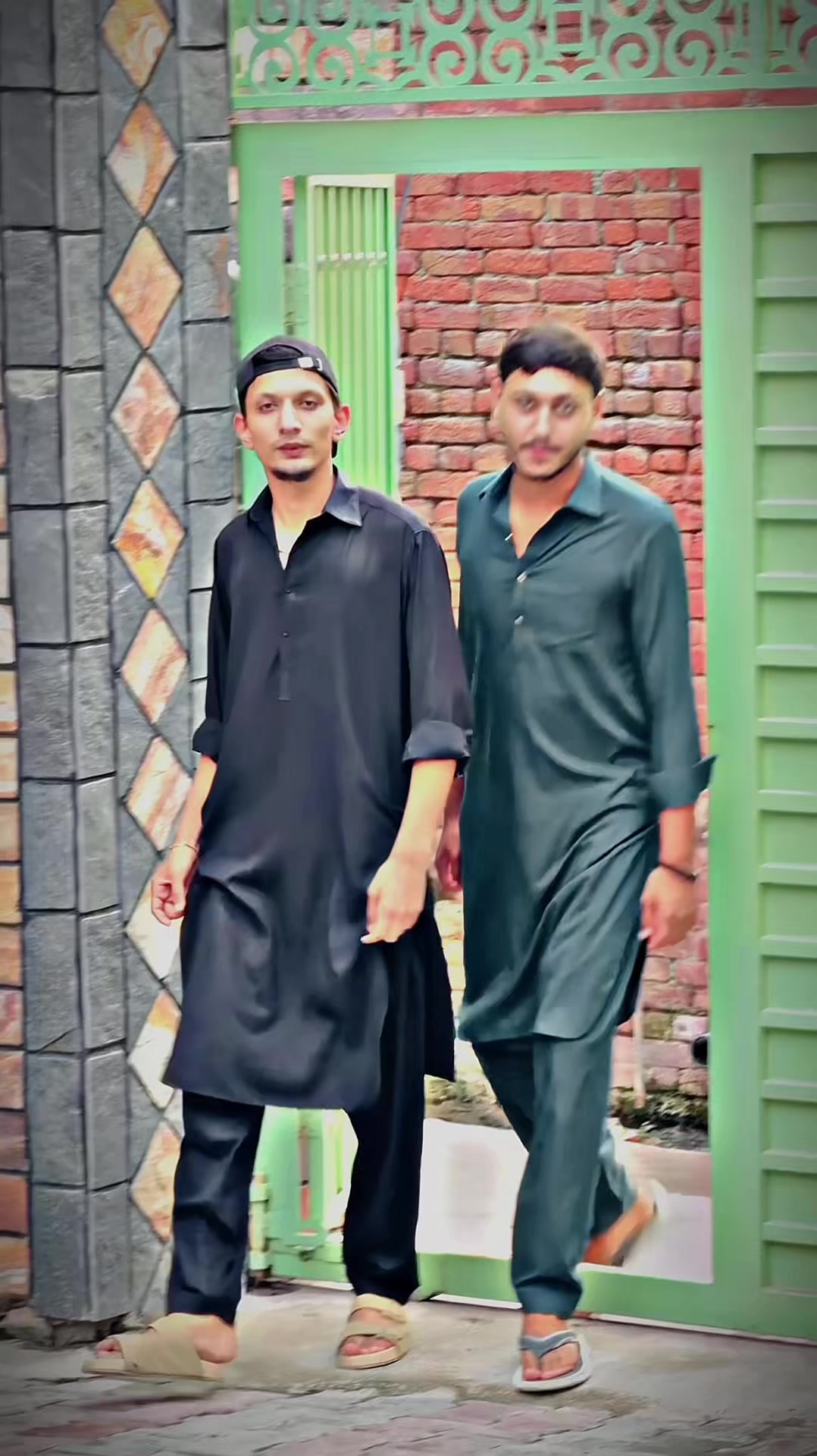 @🏴☠️بٹ بادشاہ🏴☠️