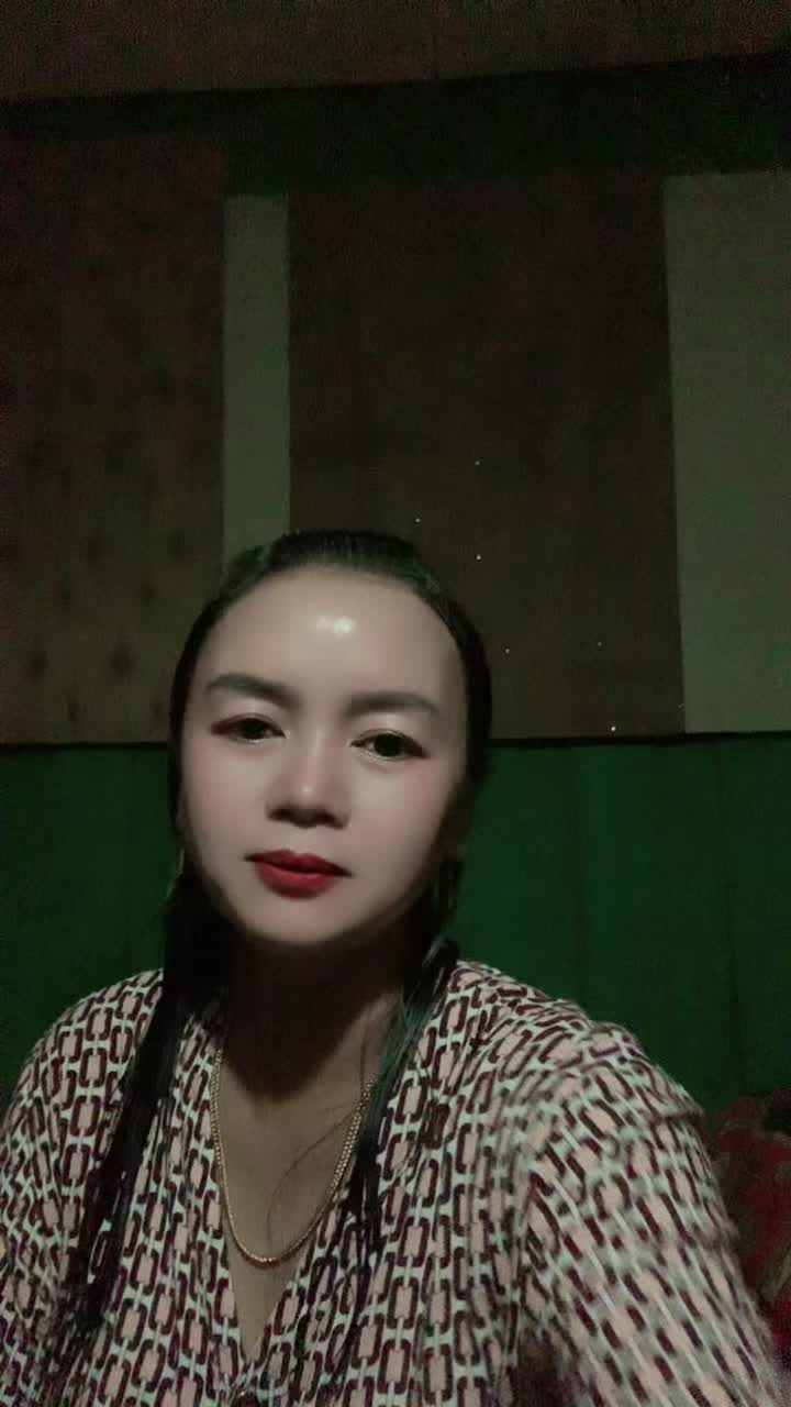 @Risnawathyy