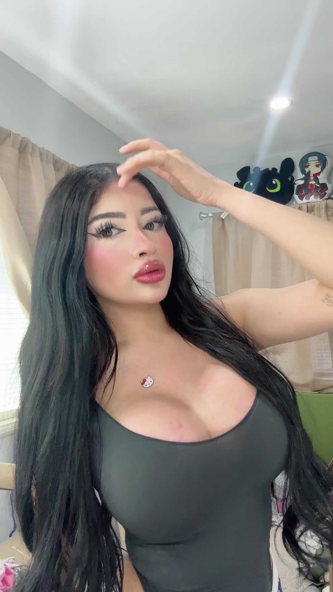 @Isabella
