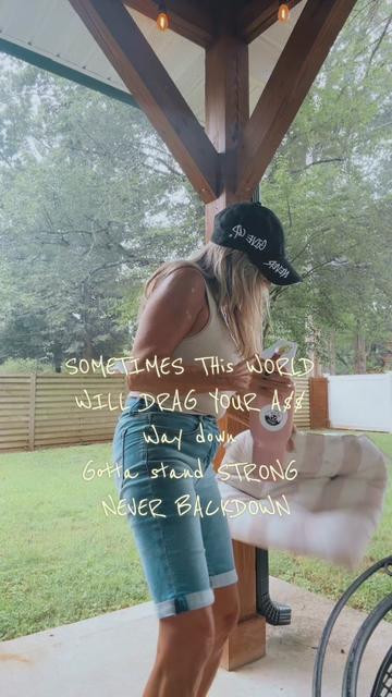 @SMALLTOWN southern girl