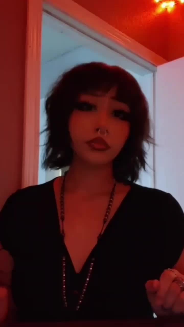 @queefgurls