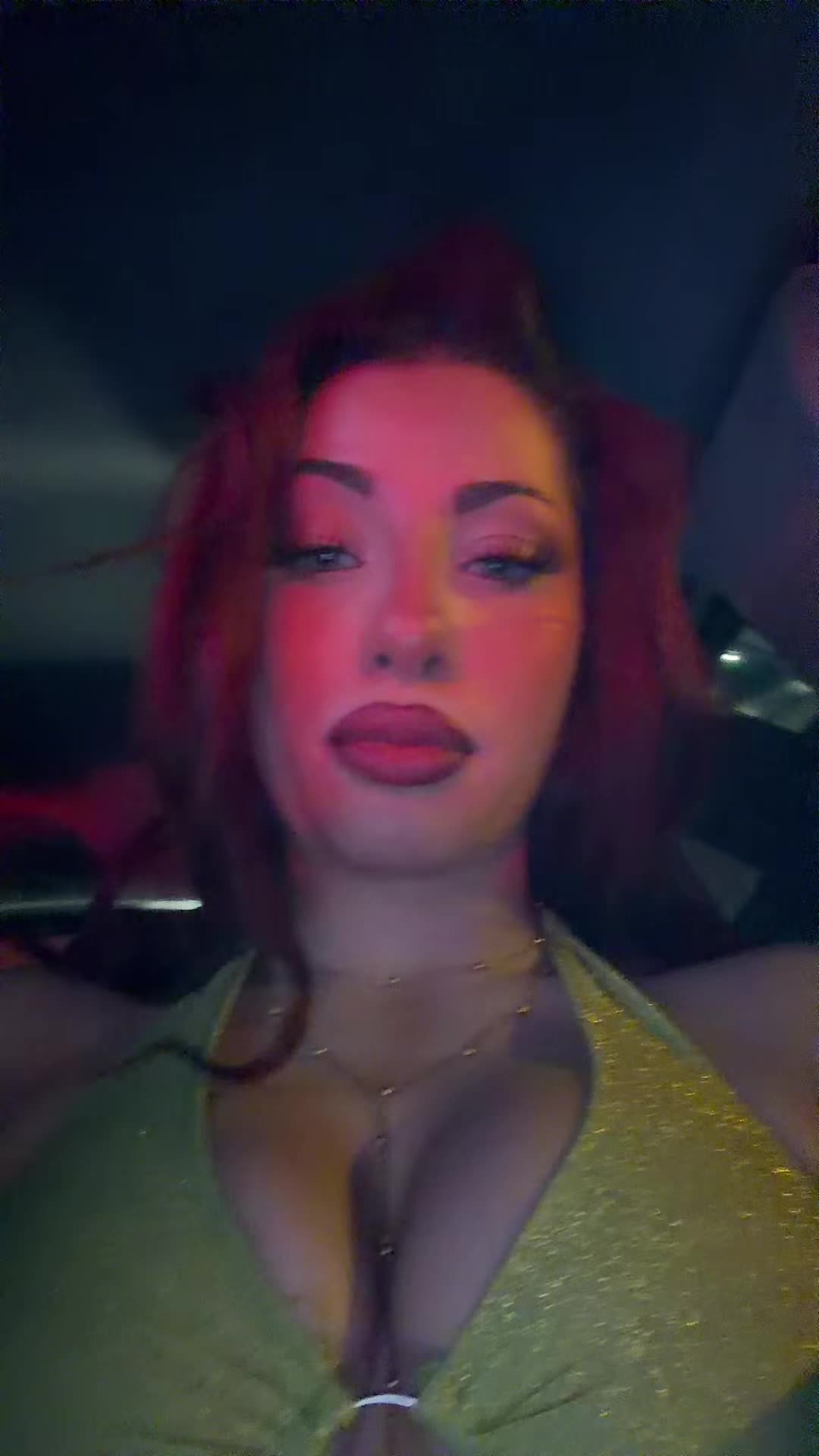 @Ely🦋🫧