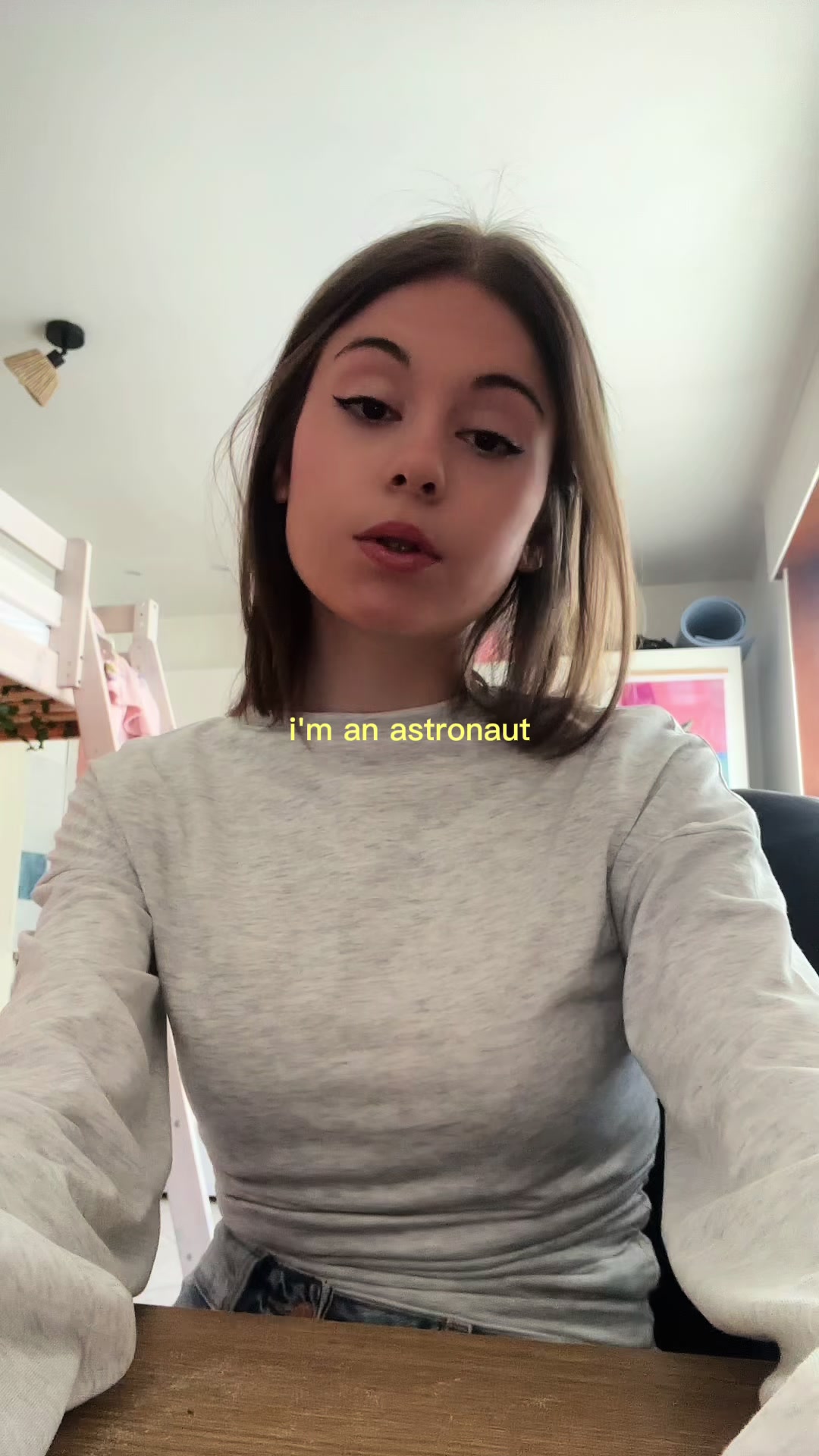 @E'