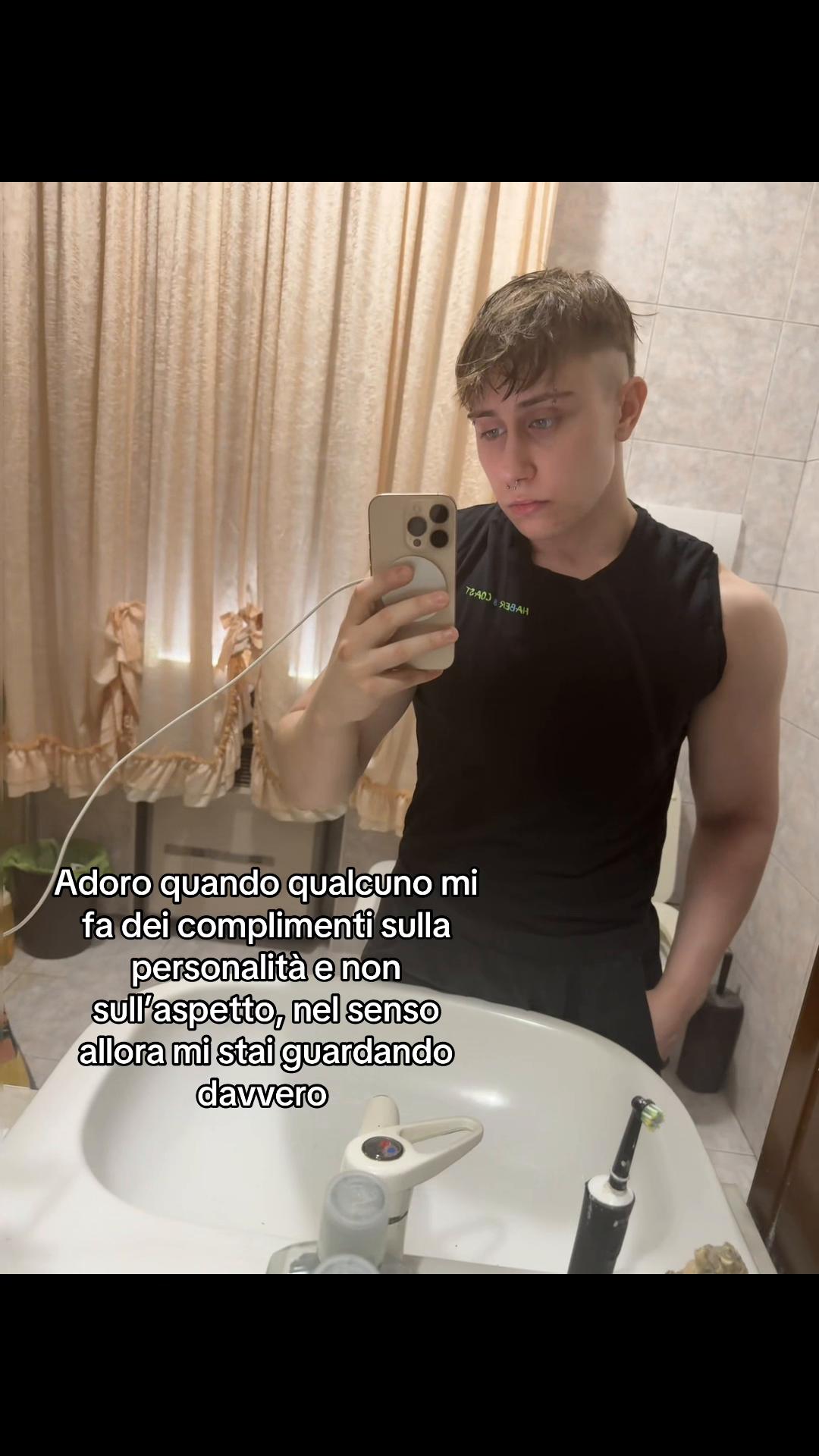 @_ronnieee__005