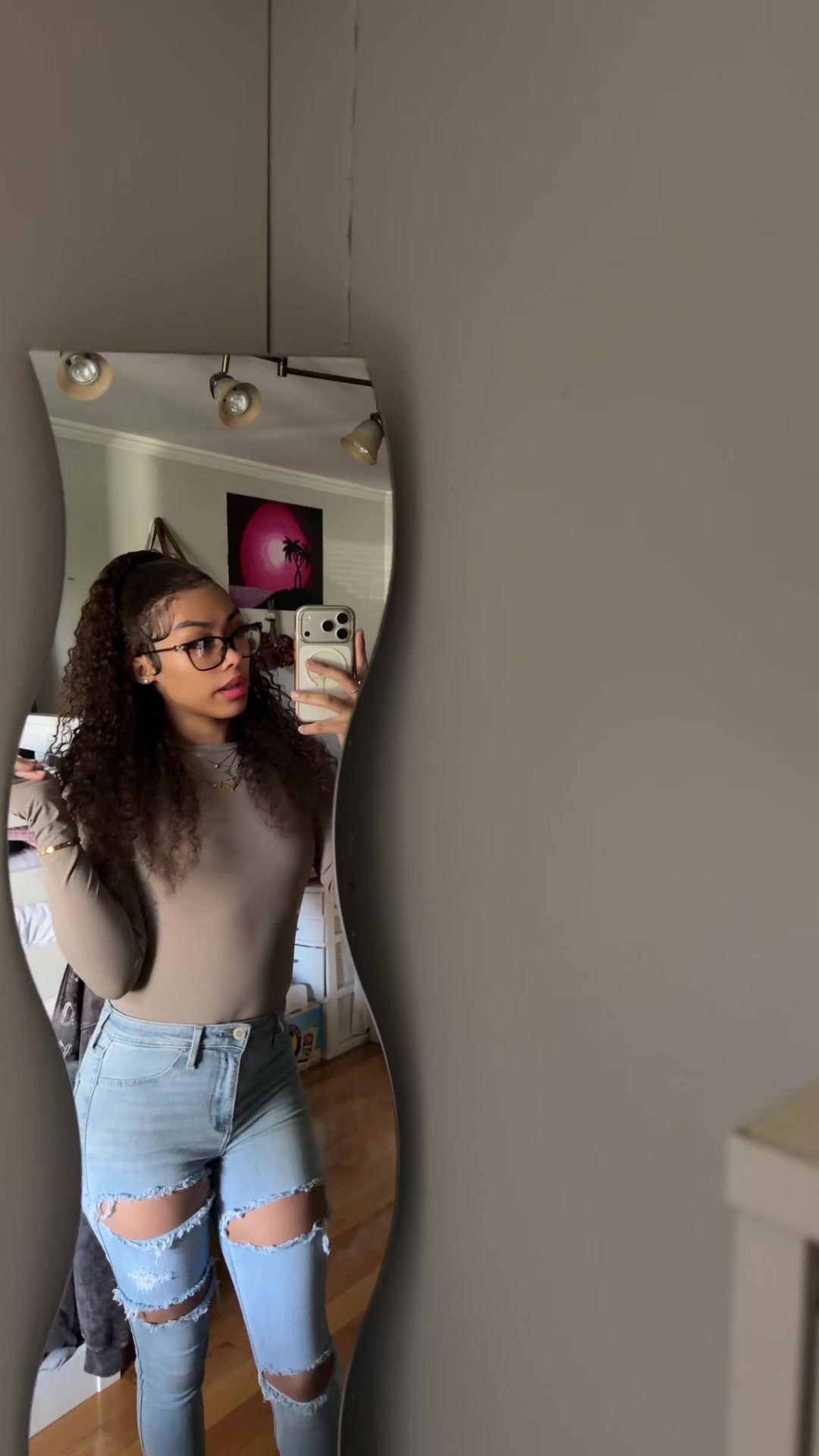 @🧞&zwj;♀️..
