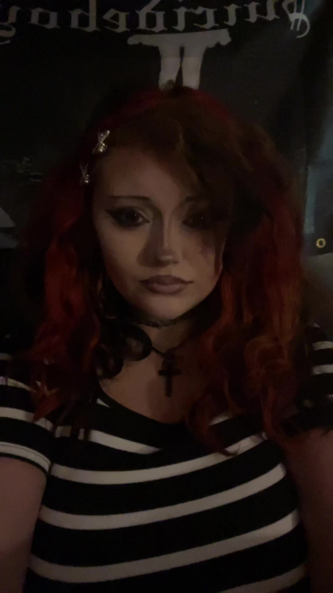 @livingde4dgirl