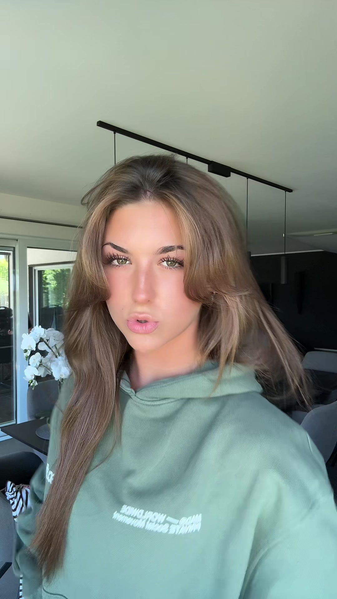@miarose