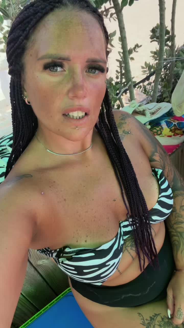 @𝙳𝚒𝚊𝚟𝚘𝚕𝚊 𝟸𝟸😈