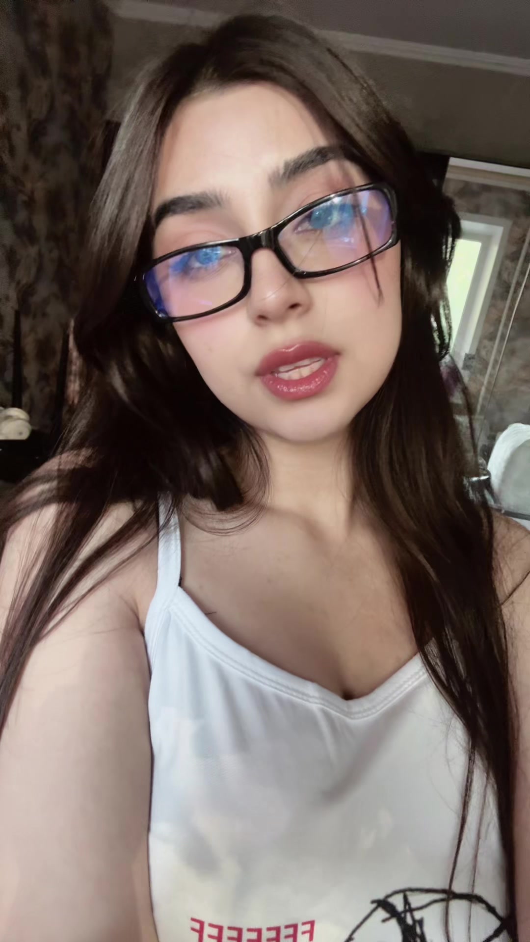 @vynex