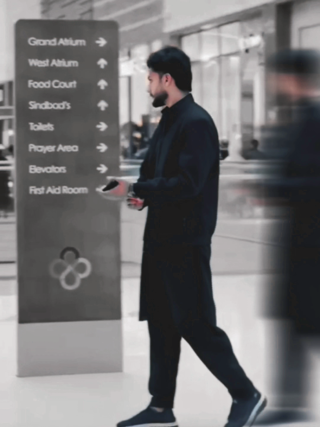 @️